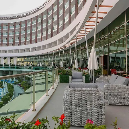 Xoria Deluxe Hotel